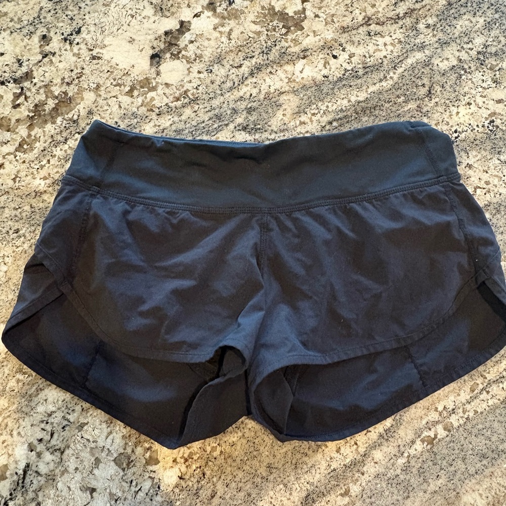 Lululemon speed up short size 4.